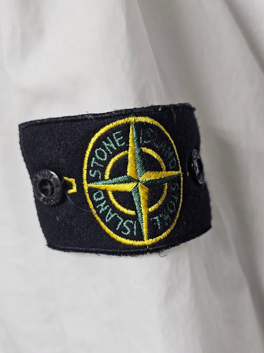 스톤아일랜드 AGGRESSIVE GOMMATO 후드 자켓 상품이미지3