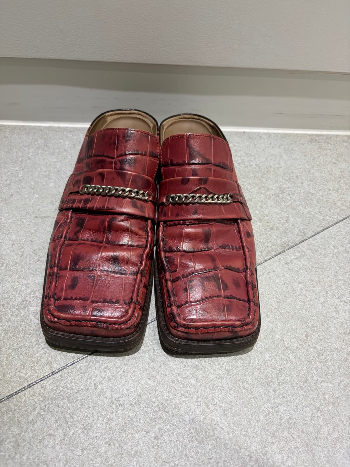 [희귀/44] 마틴로즈 스퀘어토 체인 뮬 - 레드 크록 (Martine 상품이미지2