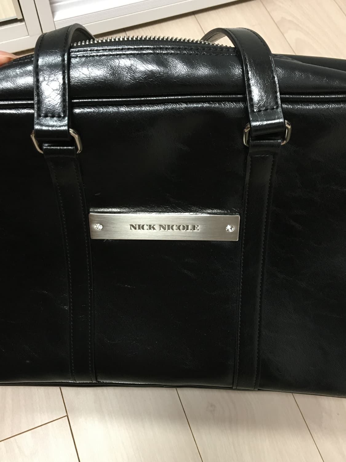 닉앤니콜 블랙 숄더백 (크리스탈 보스턴백) 상품이미지3