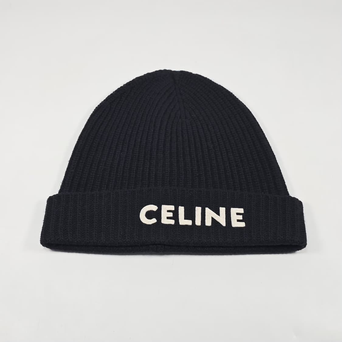 셀린느 리브드 울 비니 상품이미지2