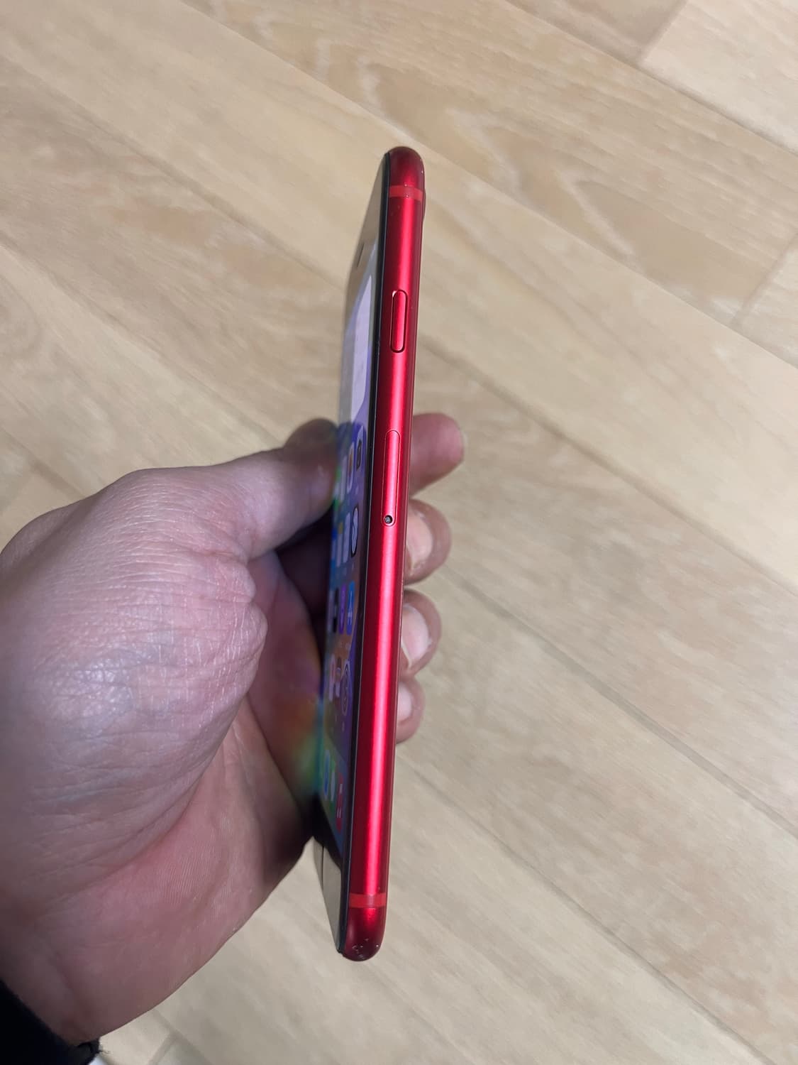 iPhone8(PRODUCT)RED 64GB 상품이미지2