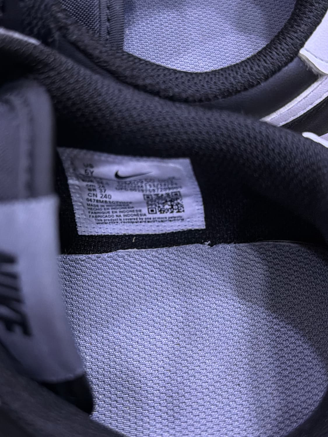 나이키 클래식 코르테즈 레더 블랙 화이트 스니커즈 240 상품이미지8