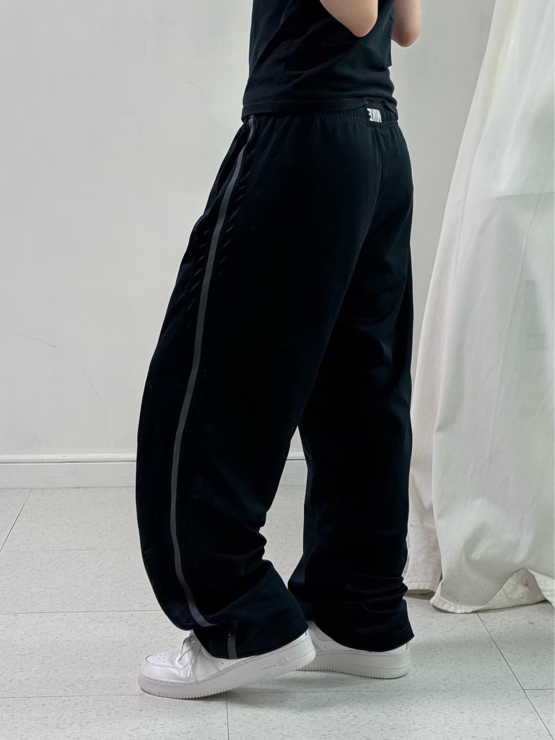 나이키 네이비 트랙팬츠 상품이미지3