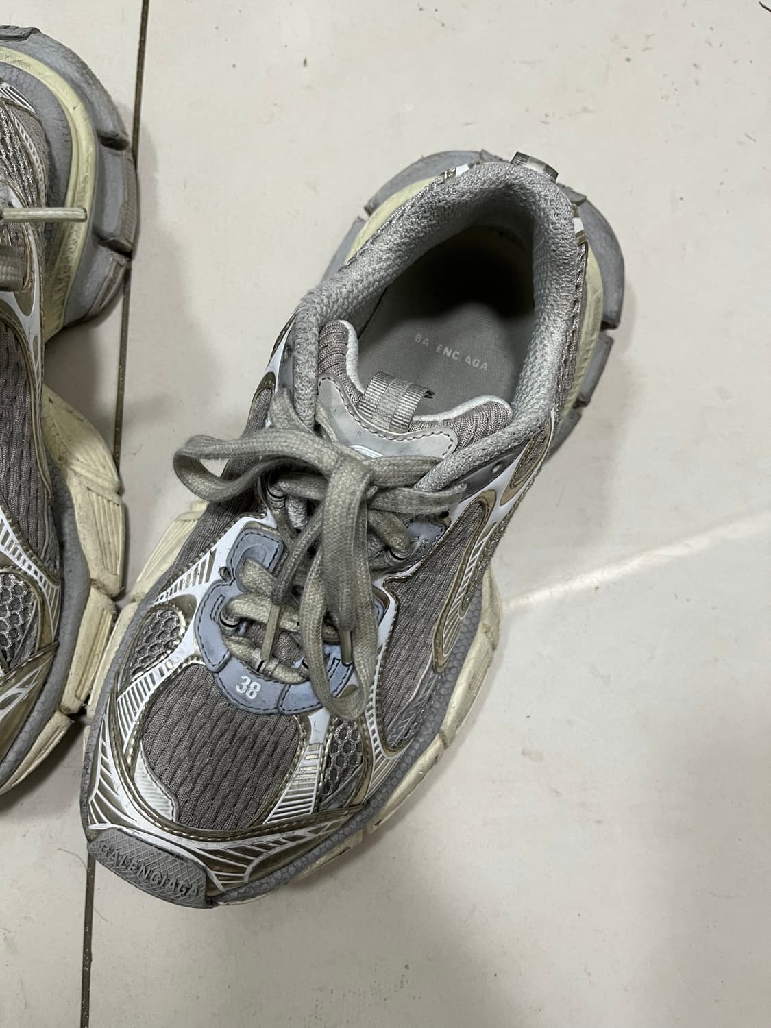 발렌시아가 3xl 에그쉘 38사이즈 상품이미지4