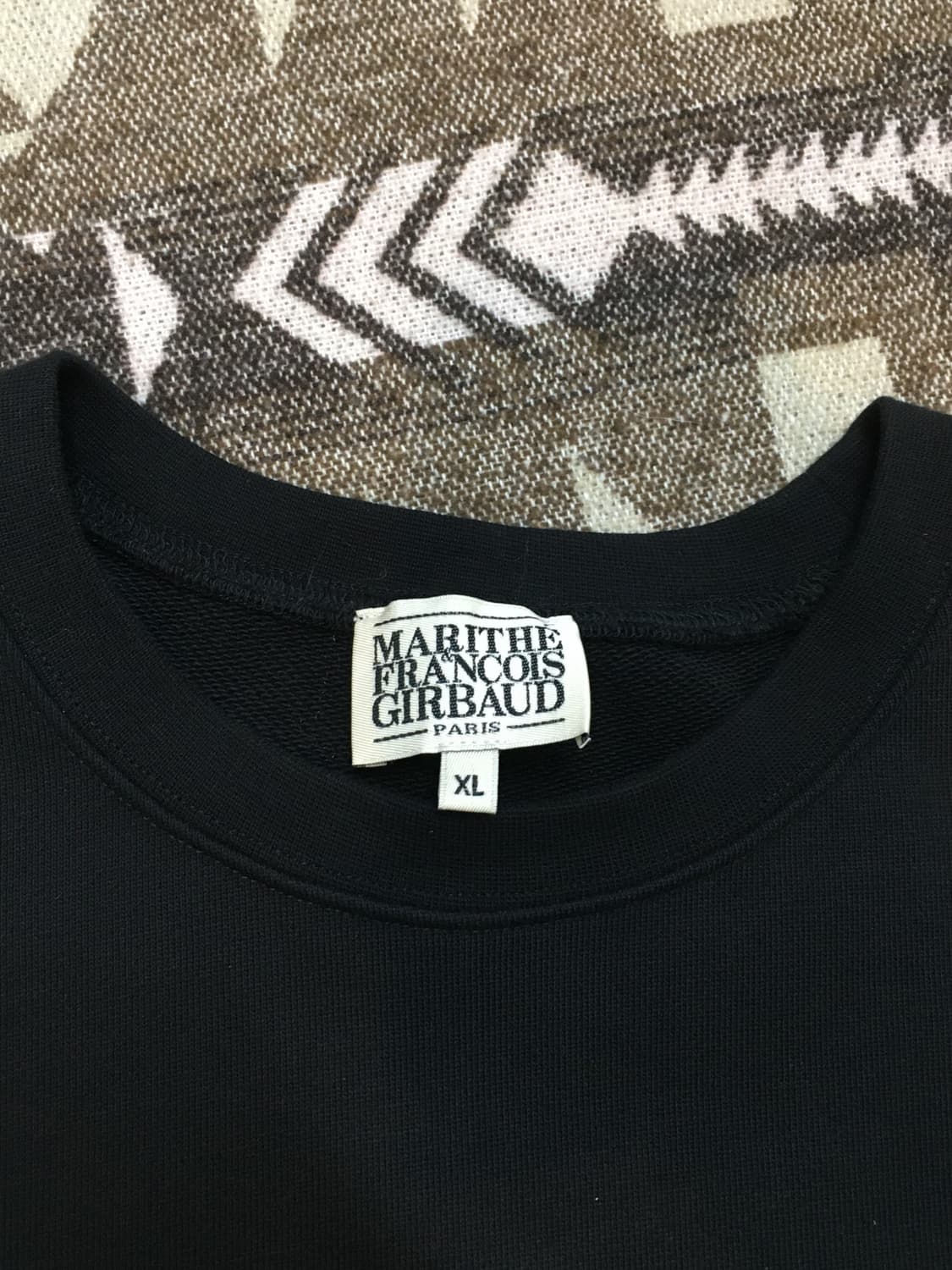 마리떼 프랑소와저버 기본 맨투맨 블랙 상품이미지9