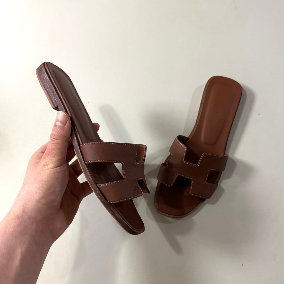 [37/당일출고]에르메스 오란 슬리퍼 상품이미지2