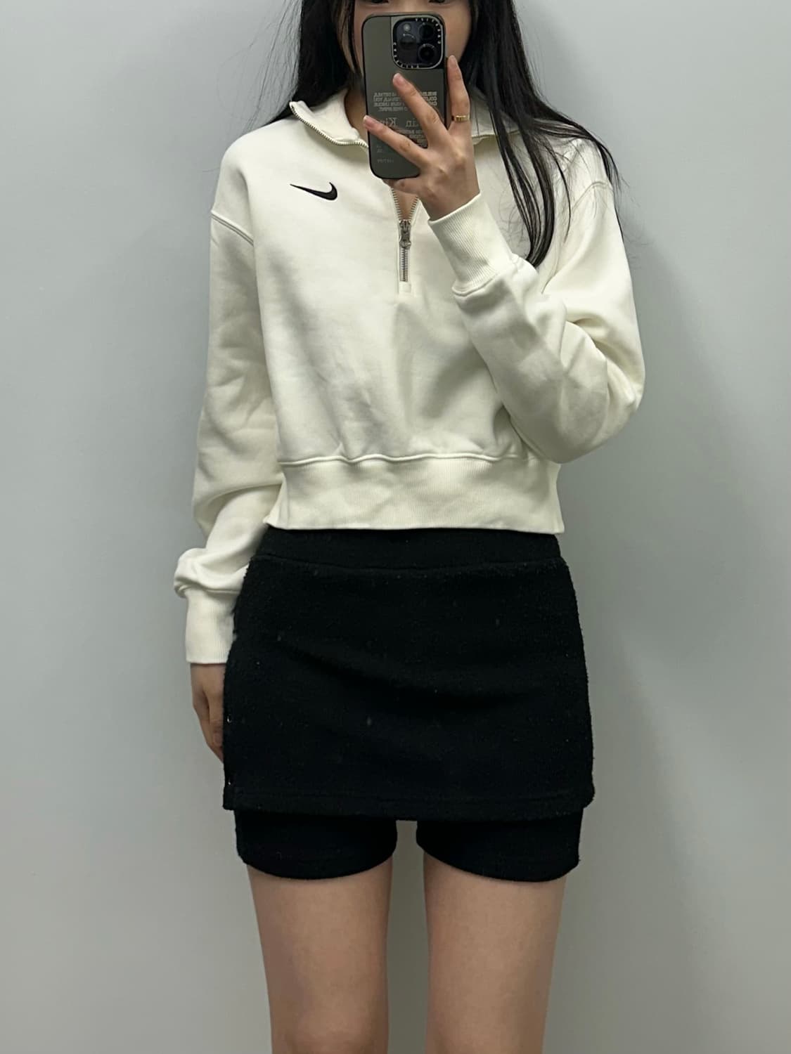 나이키 신형 스우시 화이트 반집업 크롭 맨투맨 상품이미지1