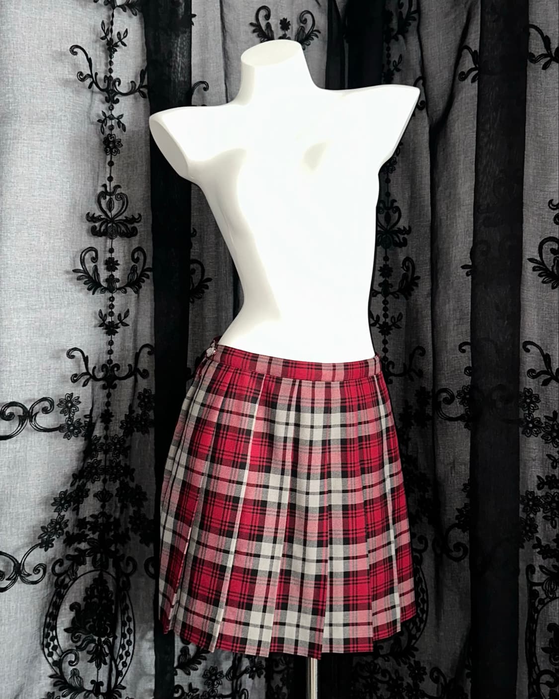 red checkered pleated skirt 상품이미지1