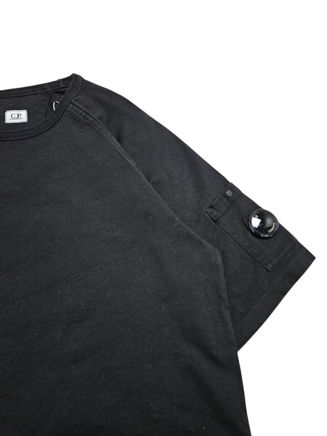 Cp컴퍼니 렌즈 와펜 헤비 코튼 반팔티 블랙 상품이미지4