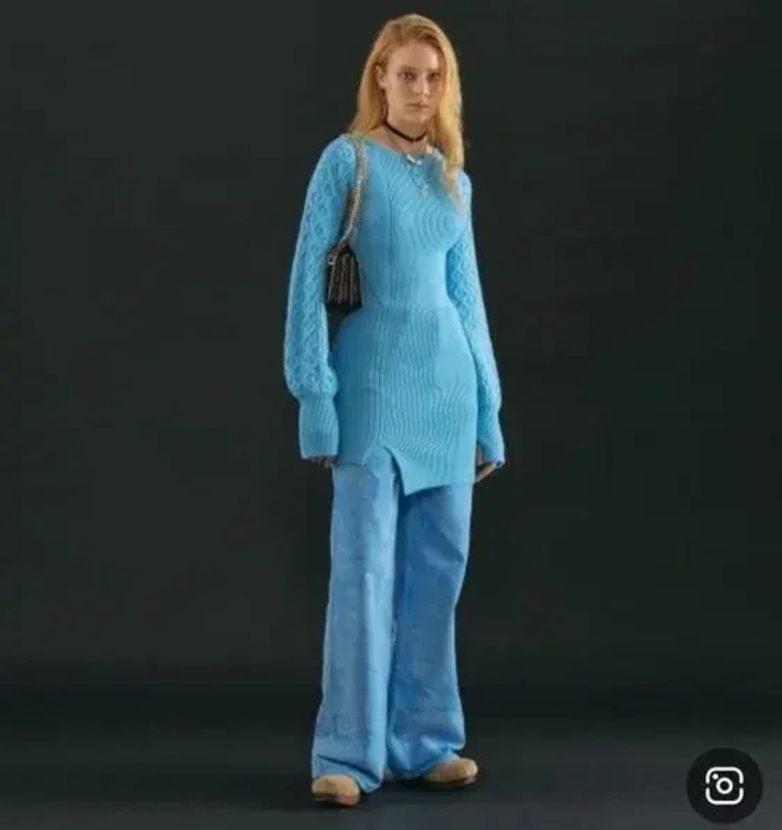 앤더슨벨 베티 컷아웃 니트 드레스 상품이미지2