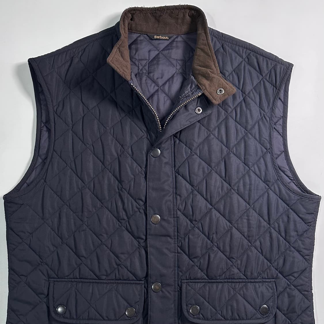 바버 다크네이비 퀼팅 베스트 상품이미지2