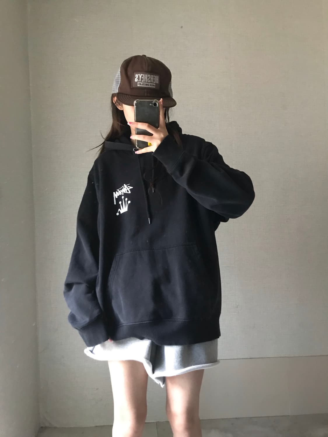 스투시 블랙 크라운 후드티 상품이미지1