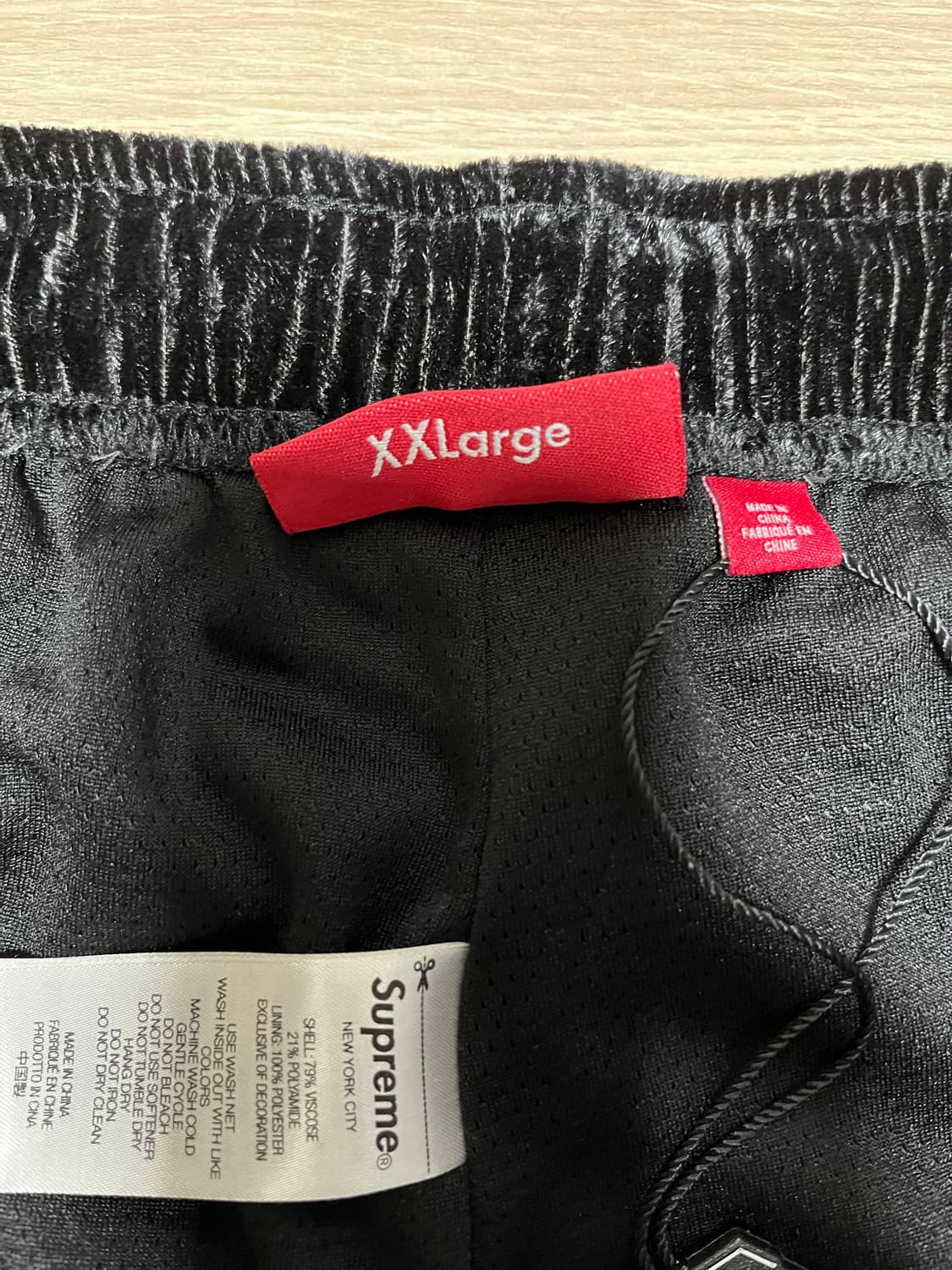 23fw 슈프림 벨벳 트랙 팬츠 상품이미지7