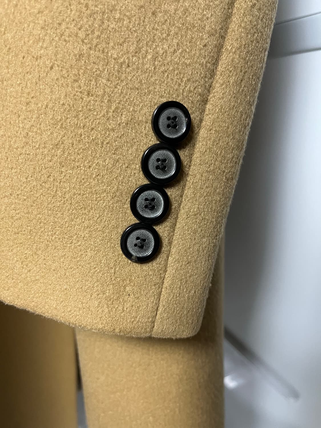 솔리드옴므 베이지 캐시미어 코트 48사이즈 상품이미지4