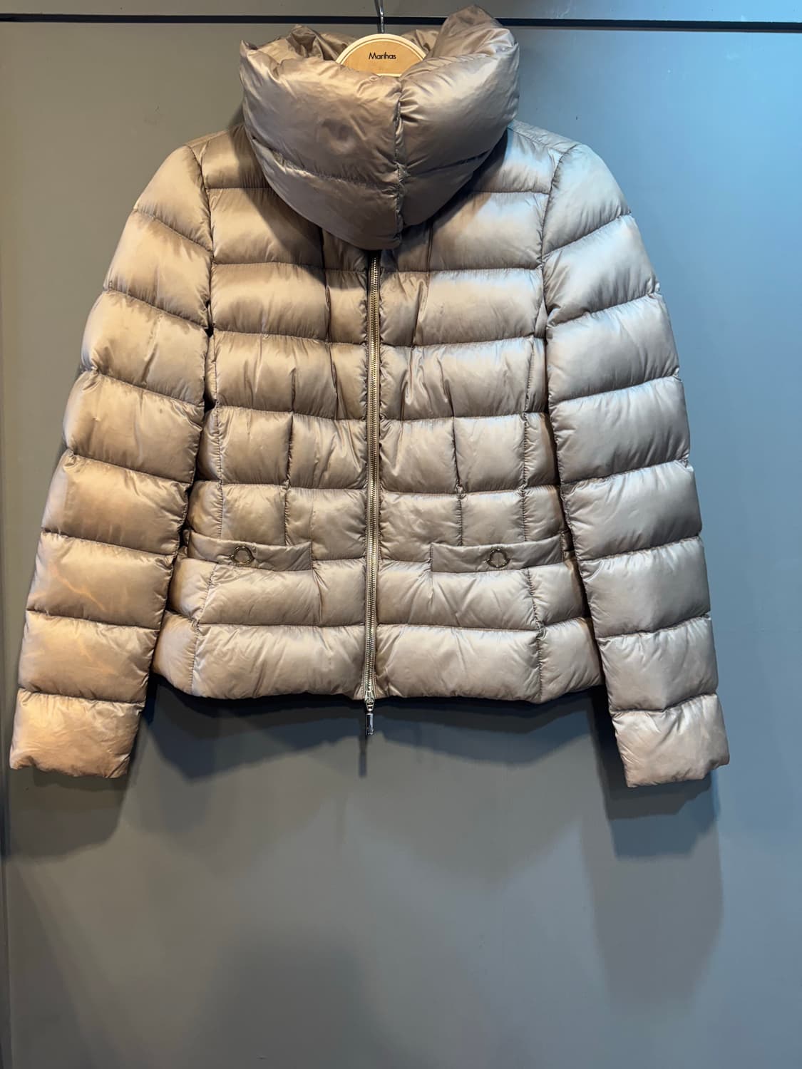 몽클레어 다운패딩 상품이미지1