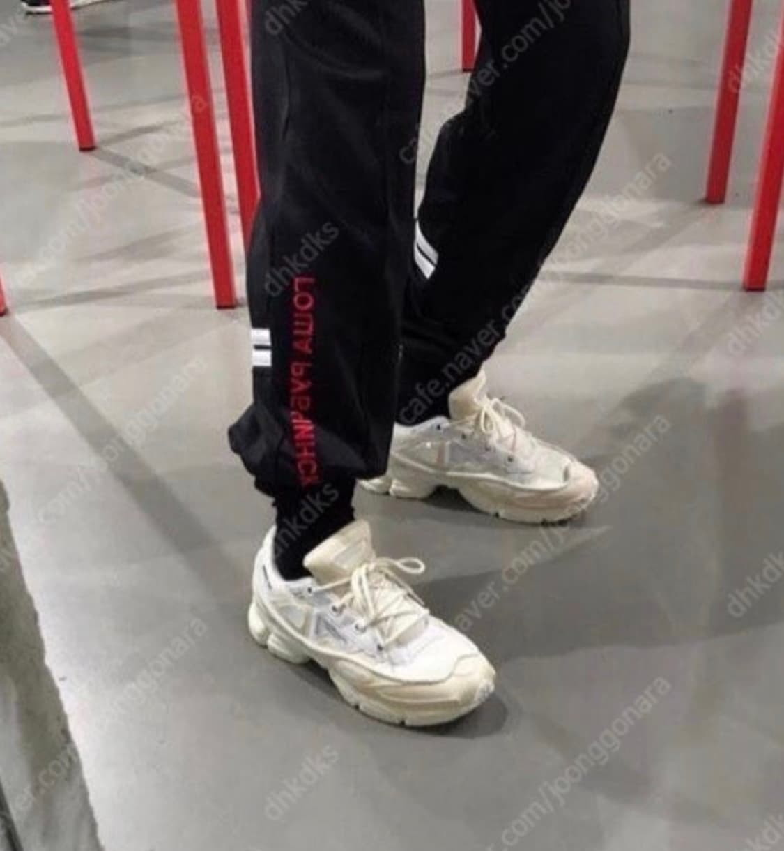 고샤 루브친스키 X 세르지오 타키니 트랙 팬츠 상품이미지4