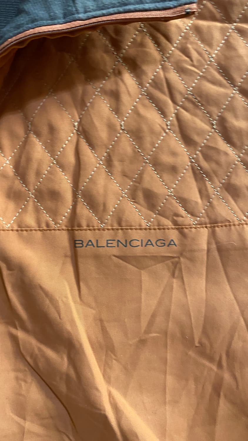 발렌시아가 오렌지 컬러 윈드브레이커 105 상품이미지2