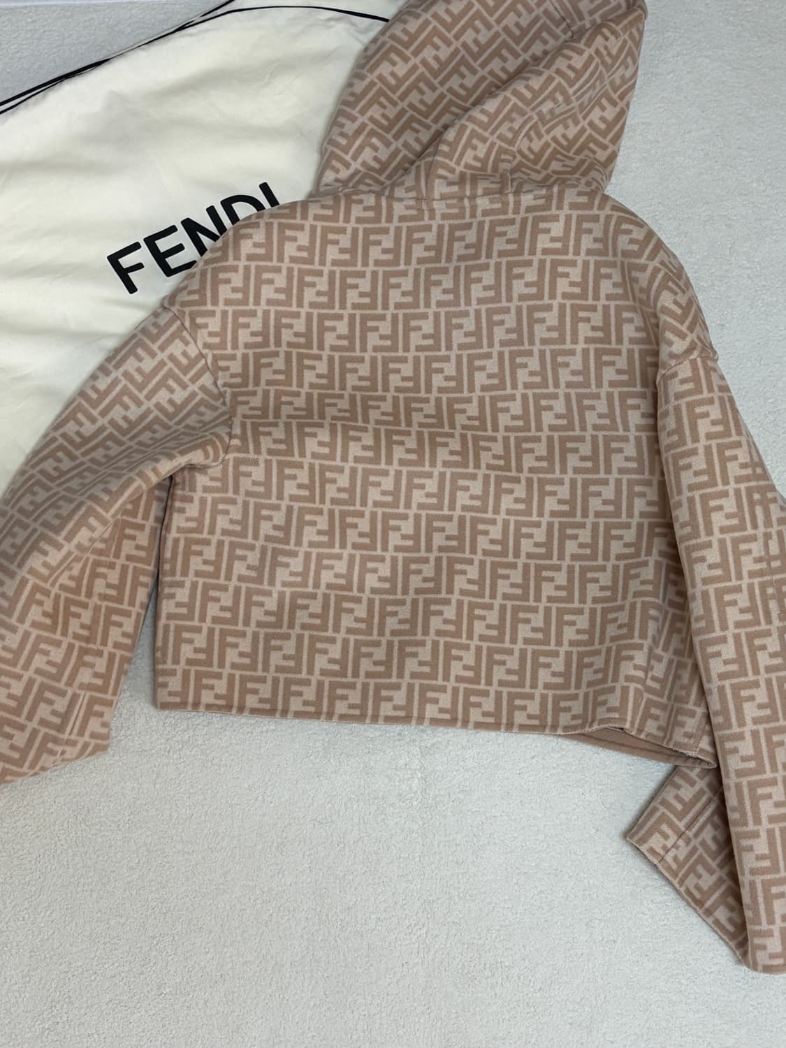 (새거급) 펜디 리버시블 여성 울 자켓 40 펜디 여성 리버시블 자켓 상품이미지10