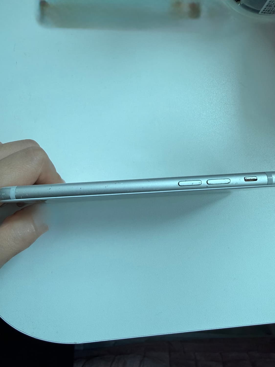 아이폰 7 128기가 실버 배터리효율 100 상품이미지3