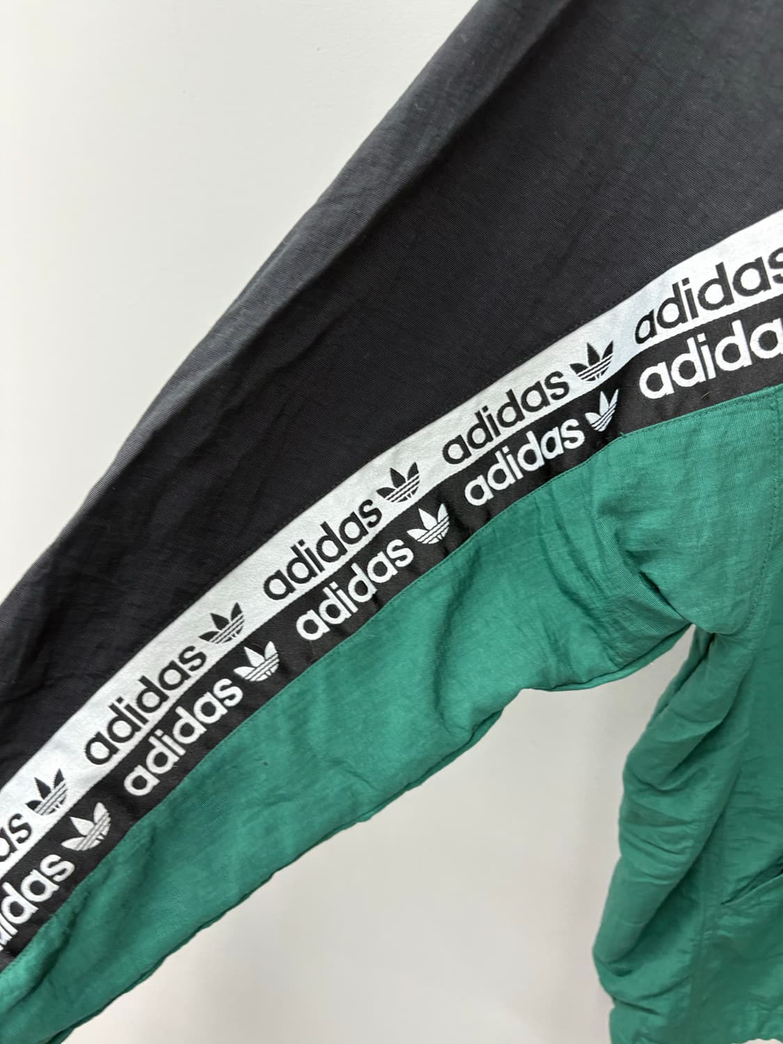 아디다스 R.Y.V 그린 컬러 윈드 아노락 자켓 A2753 상품이미지4