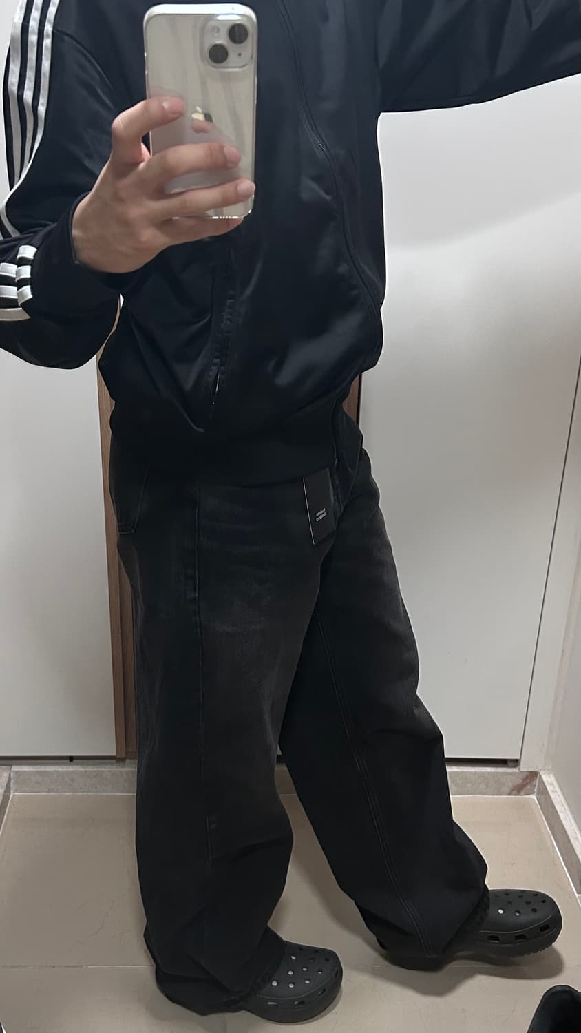 무신사 스탠다드 와이드 데님 팬츠 워시드  블랙 상품이미지2