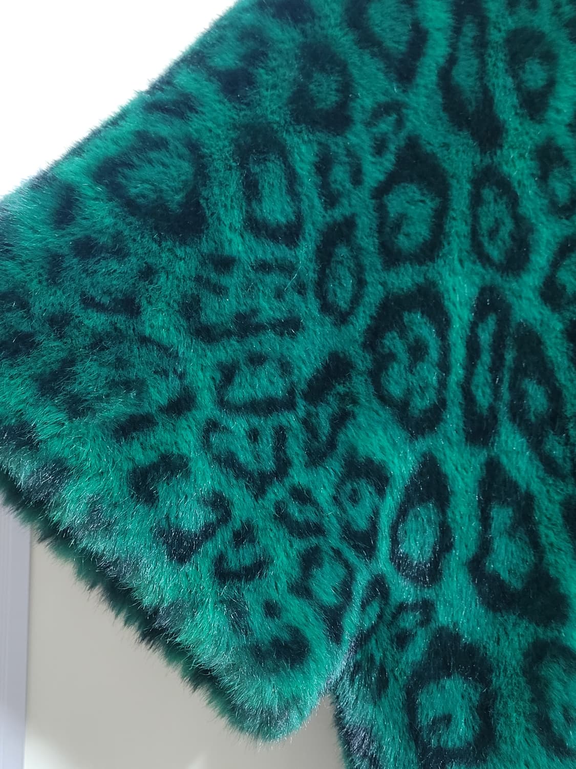 수입의류 에코밍크 후드 반팔집업 상품이미지5