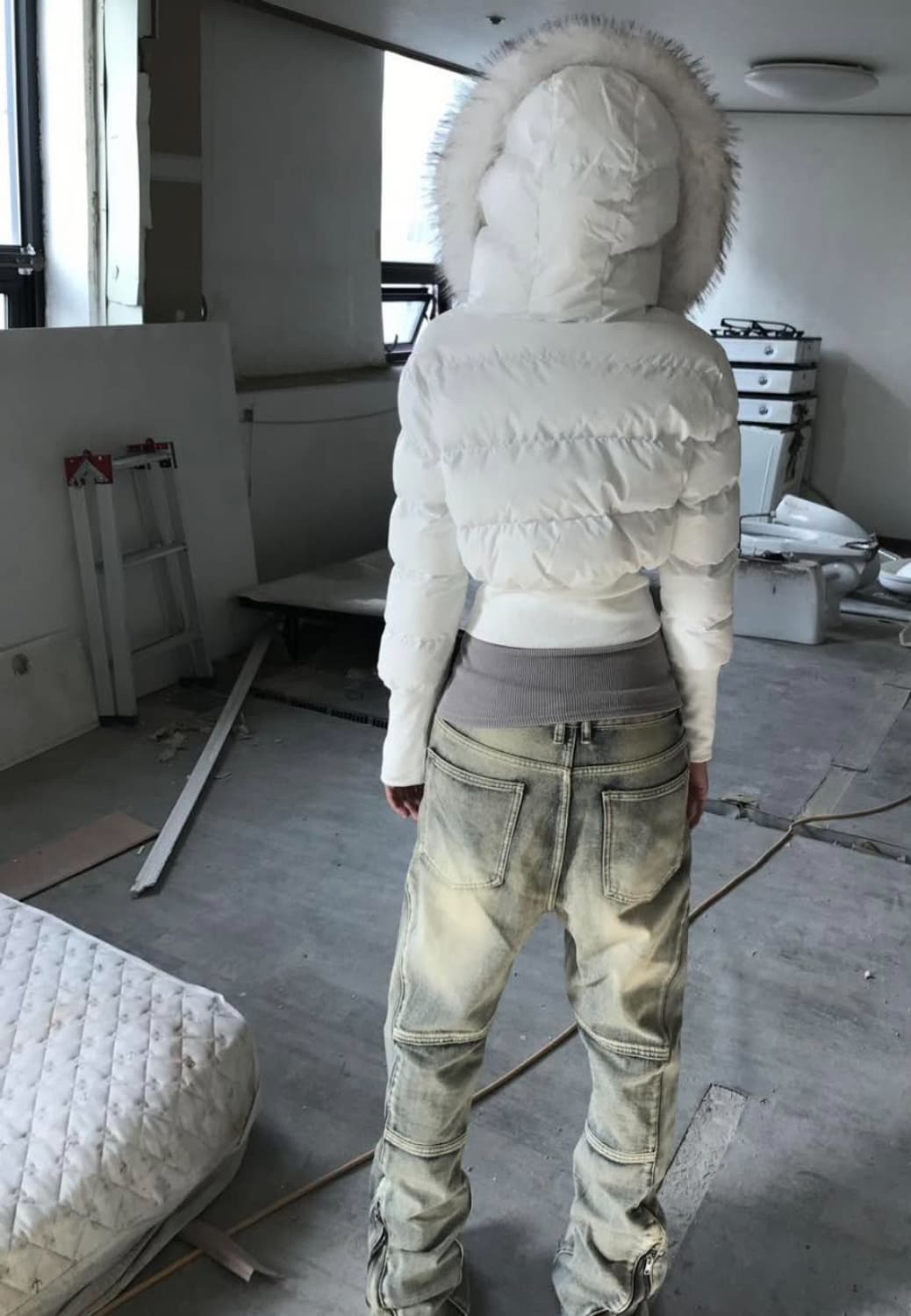 쿄이 크롭 퍼 패딩 화이트 M 상품이미지2