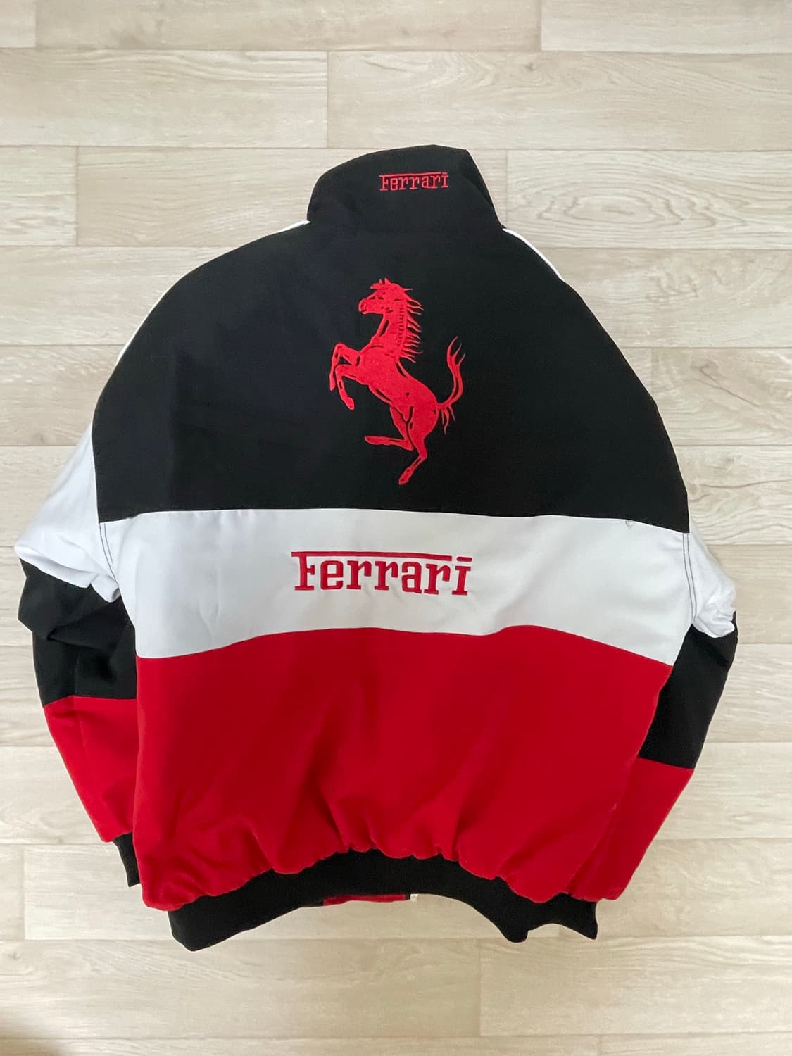 페라리 자켓 미디움 상품이미지2
