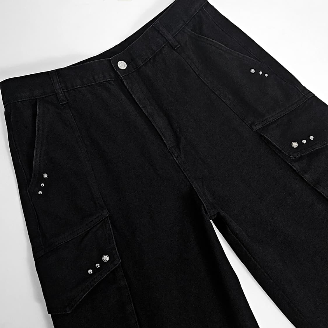 Lindel 웨스턴 리벳 워싱 카고 팬츠 (black) 상품이미지4