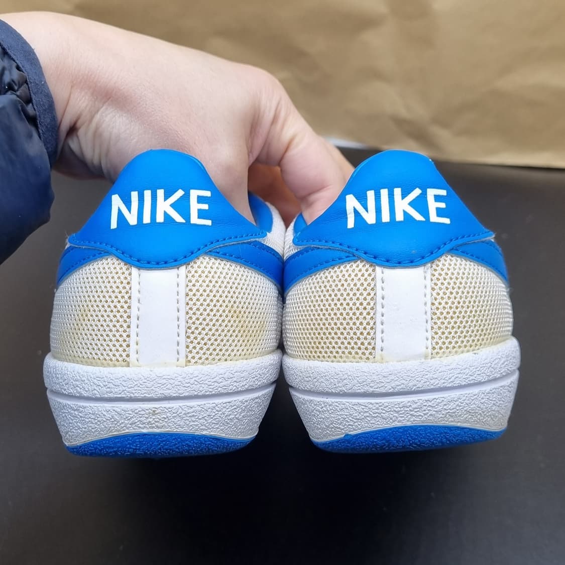 나이키 메도 스니커즈 245 상품이미지4