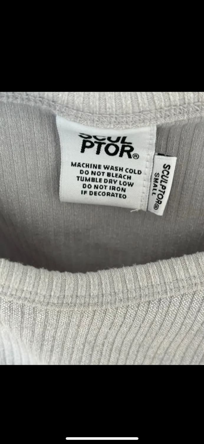 스컬프터 사이드 셔링 슬리브리스 탑 그레이 상품이미지3