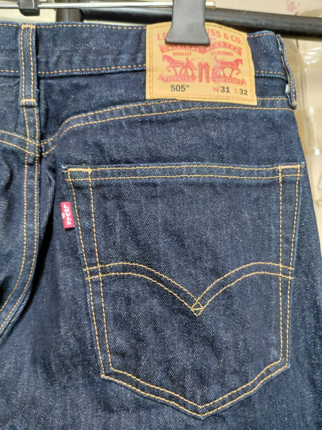 [리바이스505]레귤러핏 생지 데님 청바지 31사이즈  상품이미지3