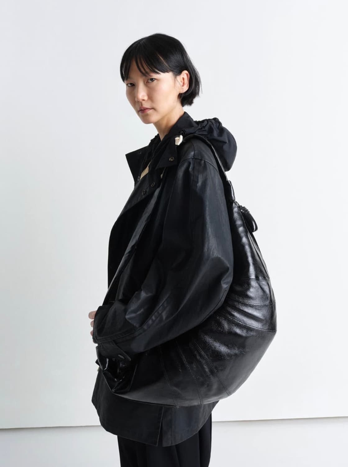 F/르메르 라지 크루아상 범백 코티드 코튼 블랙 26SS 상품이미지1