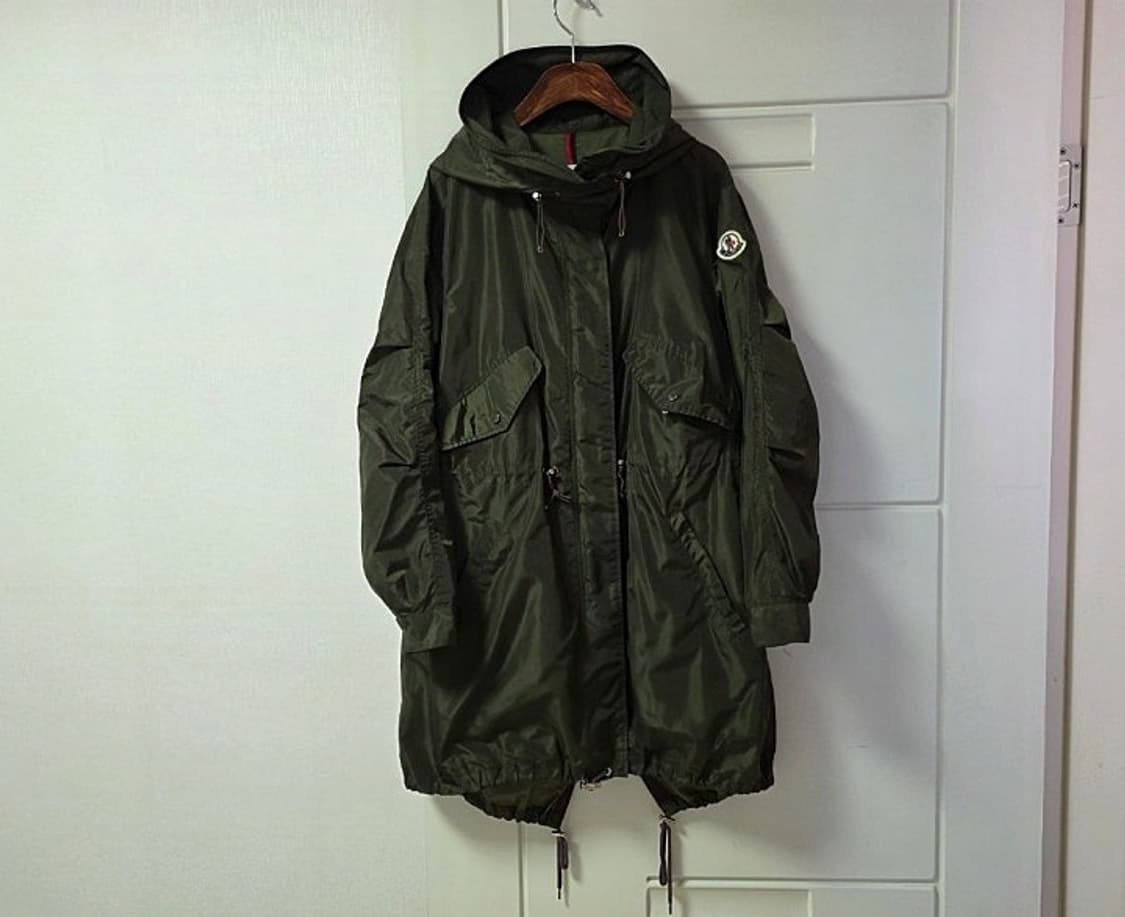 몽클레르 카키색 바막 웨트 후드 롱자켓 여성 2
 상품이미지1