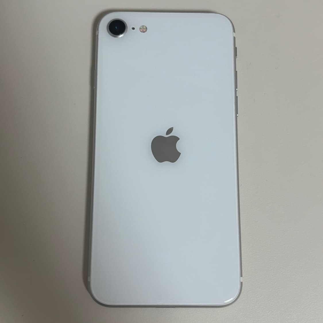 아이폰 SE2 64GB 화이트 팔아용 상품이미지1