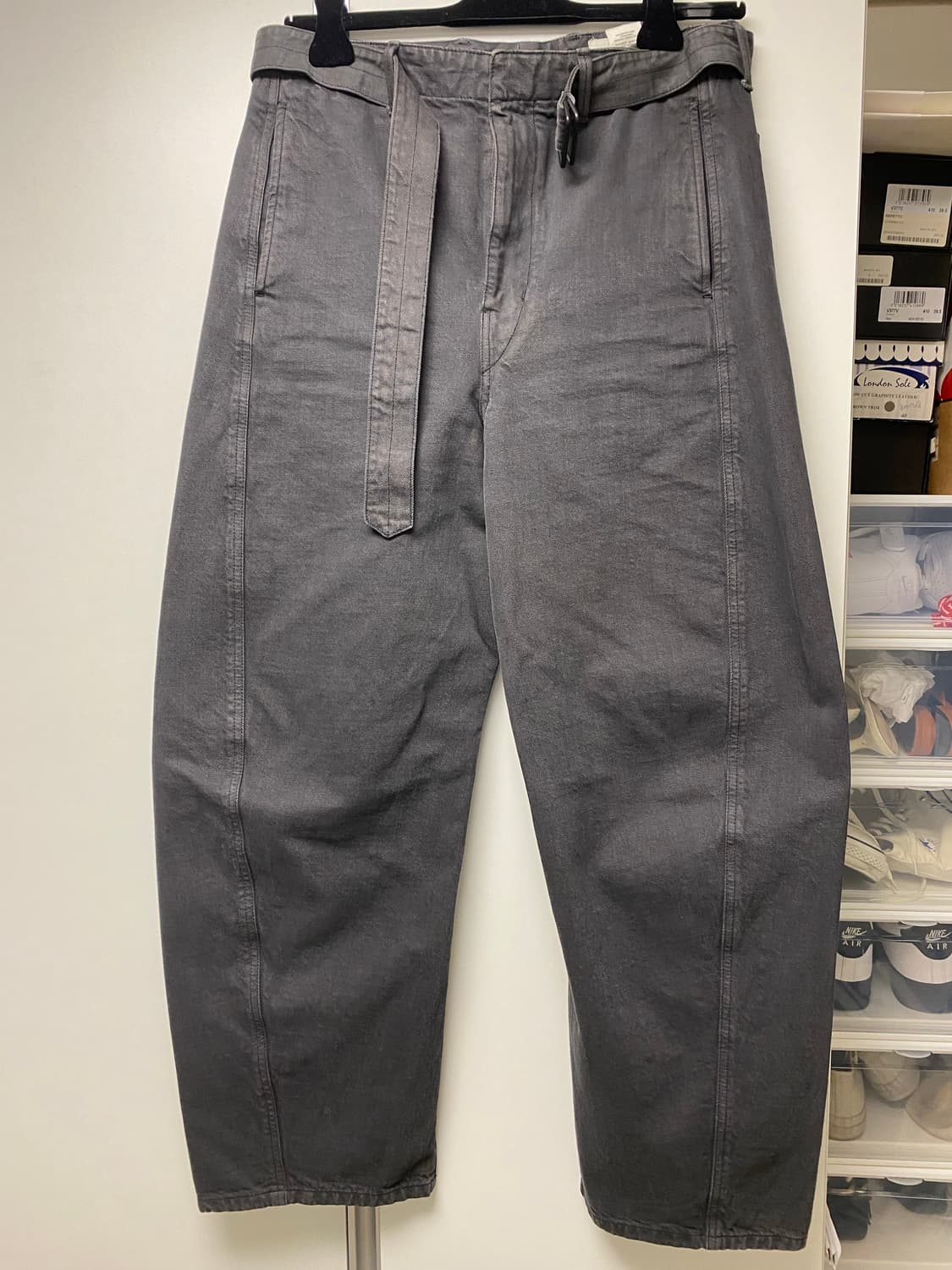 [L] 르메르 트위스트 벨티드 팬츠 징크 zinc 판매합니다 상품이미지3