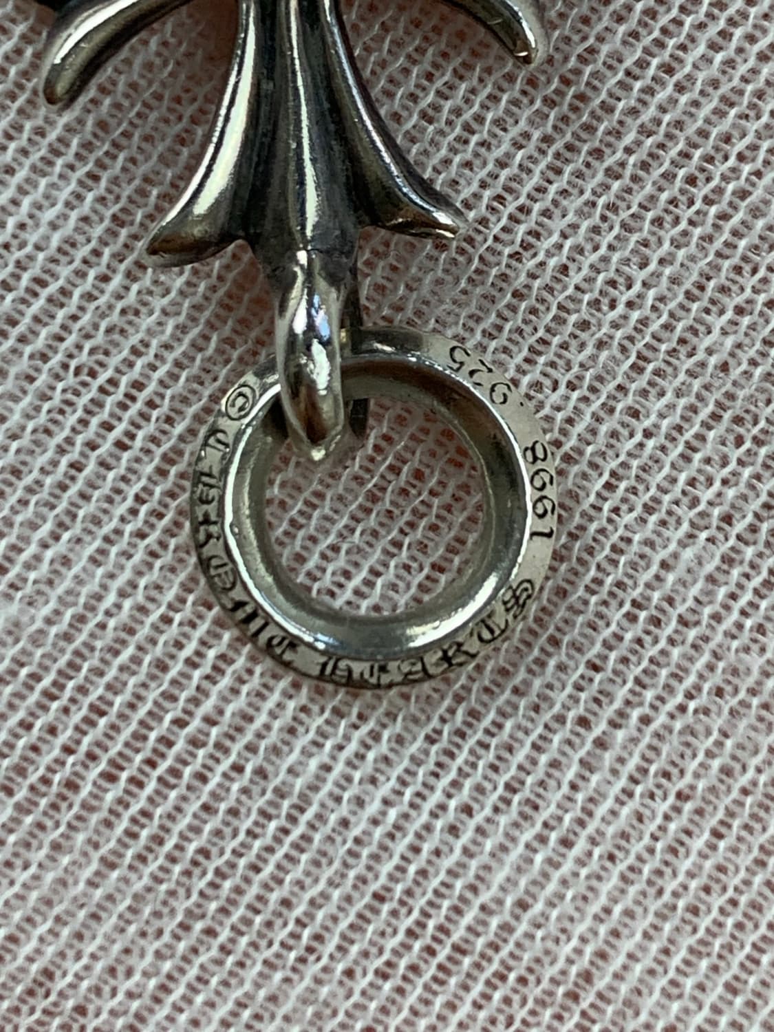 [OS] 정품 크롬하츠 타이니 크로스 상품이미지5