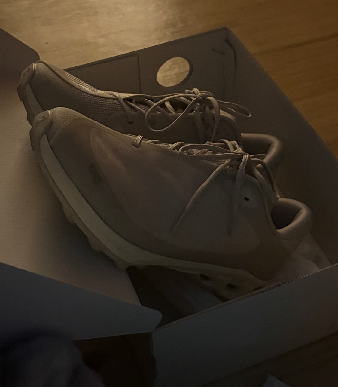 OnRunning x PostArchiveFaction 클라우드벤쳐 상품이미지1