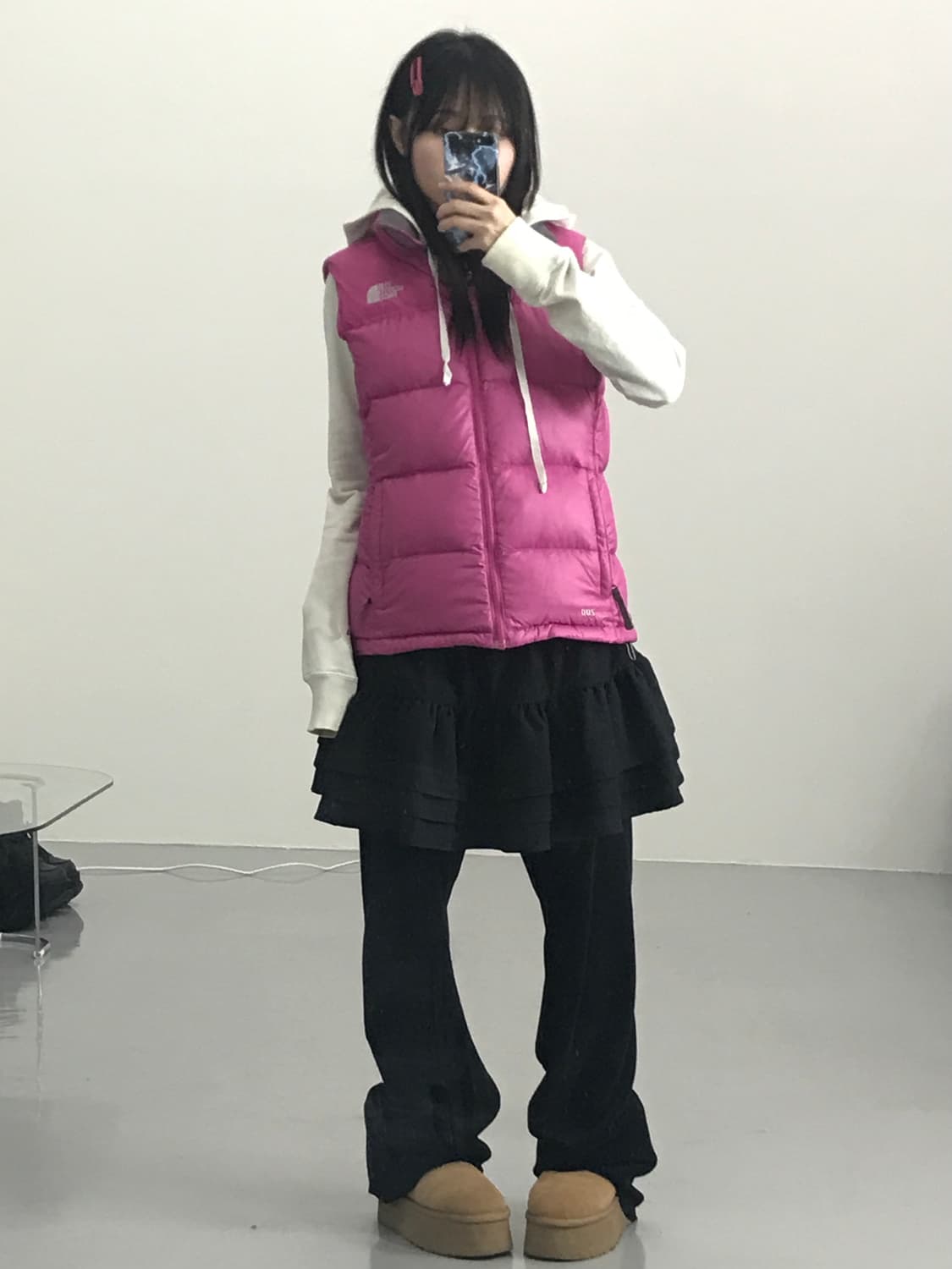 The North Face Pink Puffer Vests 상품이미지1