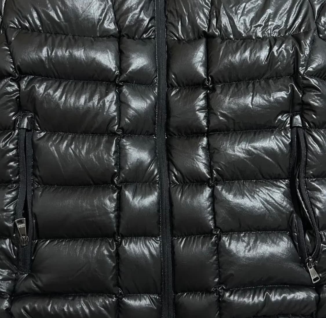 돌체앤가바나 스퀘어 퀼팅 메탈로고 패딩 (52) 상품이미지5