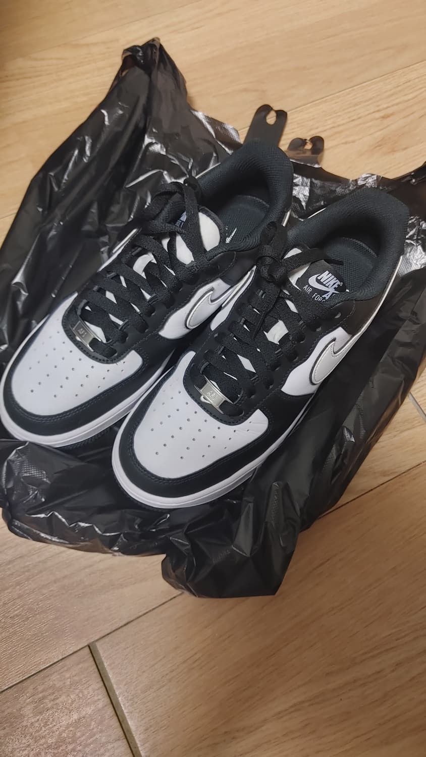 나이키 에어포스1 블랙/화이트 260 상품이미지1