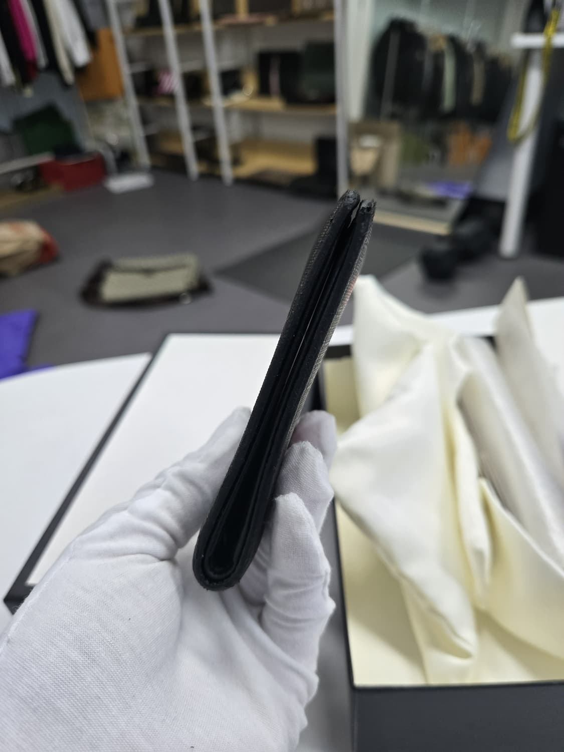 [A급컨디션] 구찌 울프 반지갑 상품이미지3