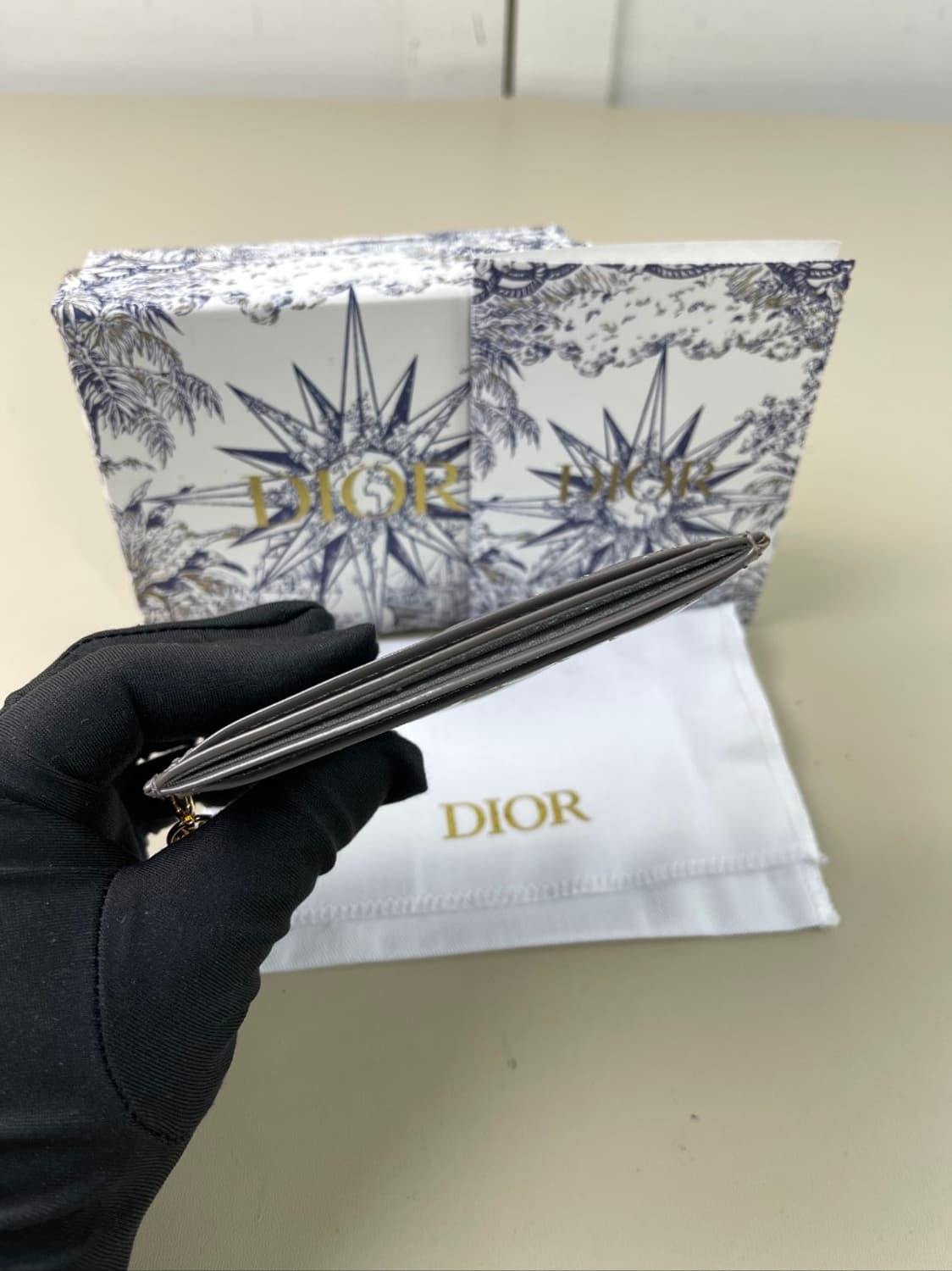 디올 카드지갑 그레이 풀박스 새상품 상품이미지4