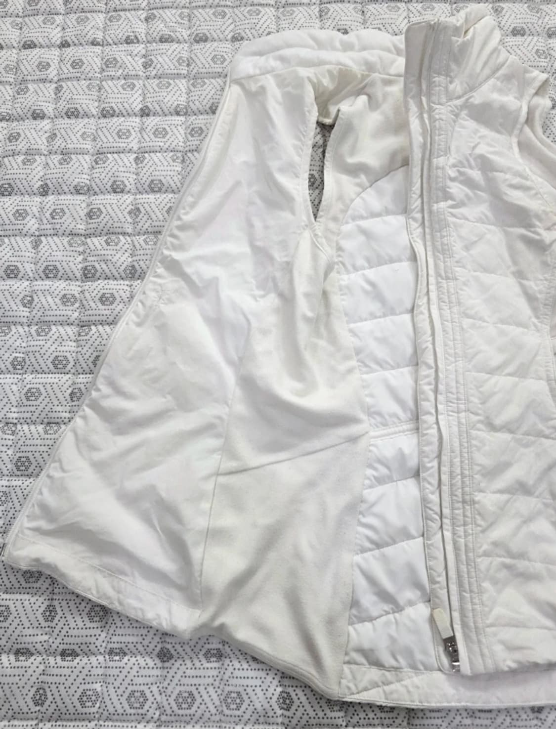 룰루레몬 다운 베스트 화이트 ~55 상품이미지5