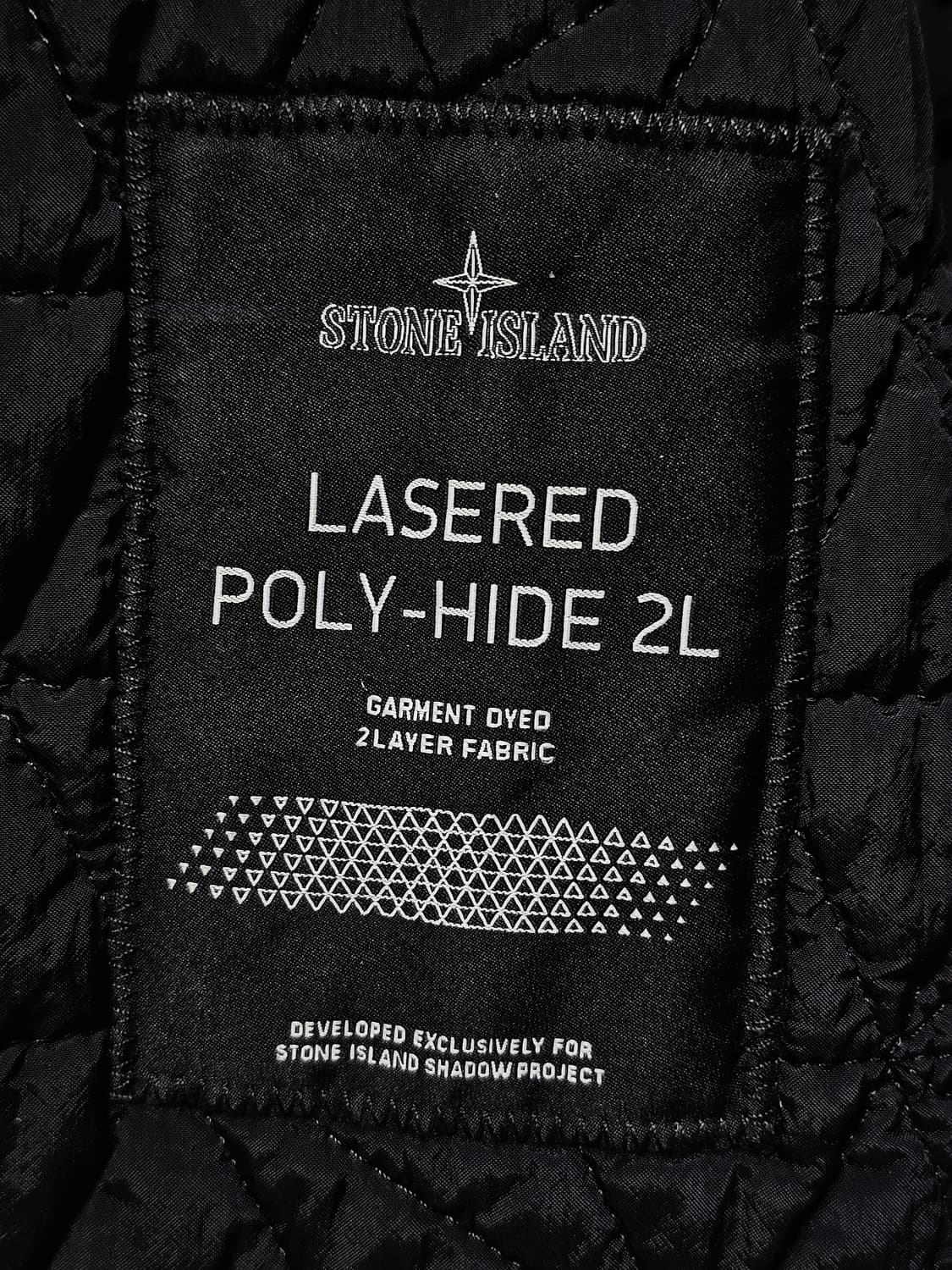 스톤아일랜드 쉐도우프로젝트 lasered poly-hide 2L 자켓 상품이미지6