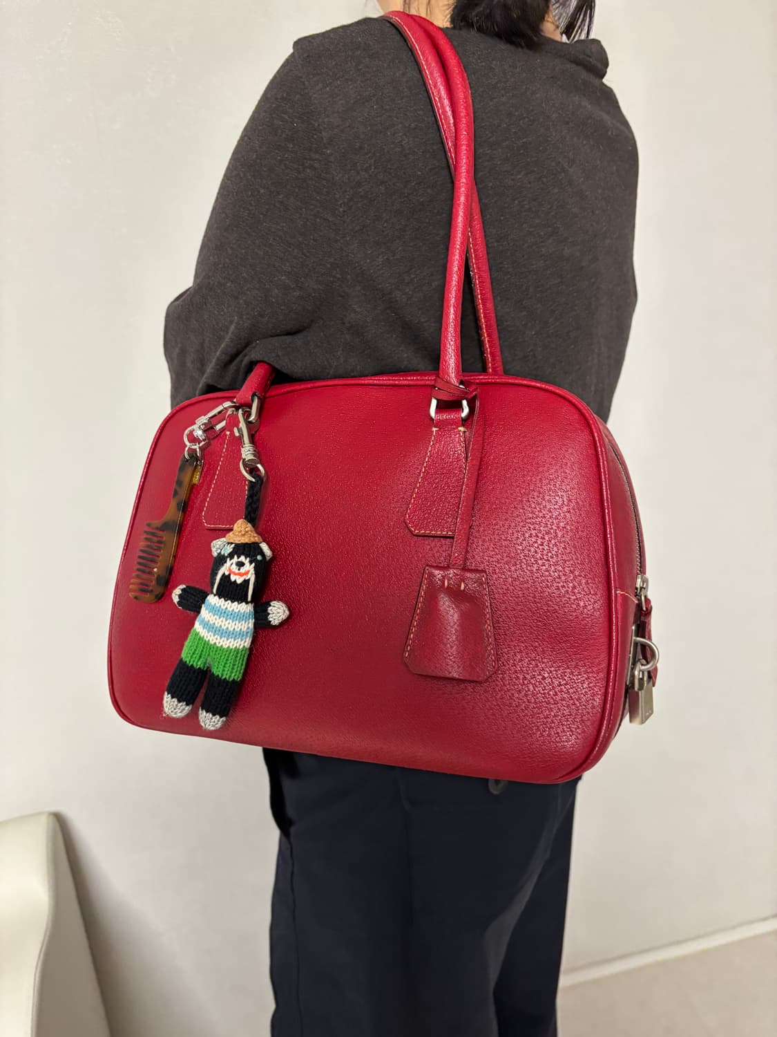 프라다 빈티지 숄더백 상품이미지1