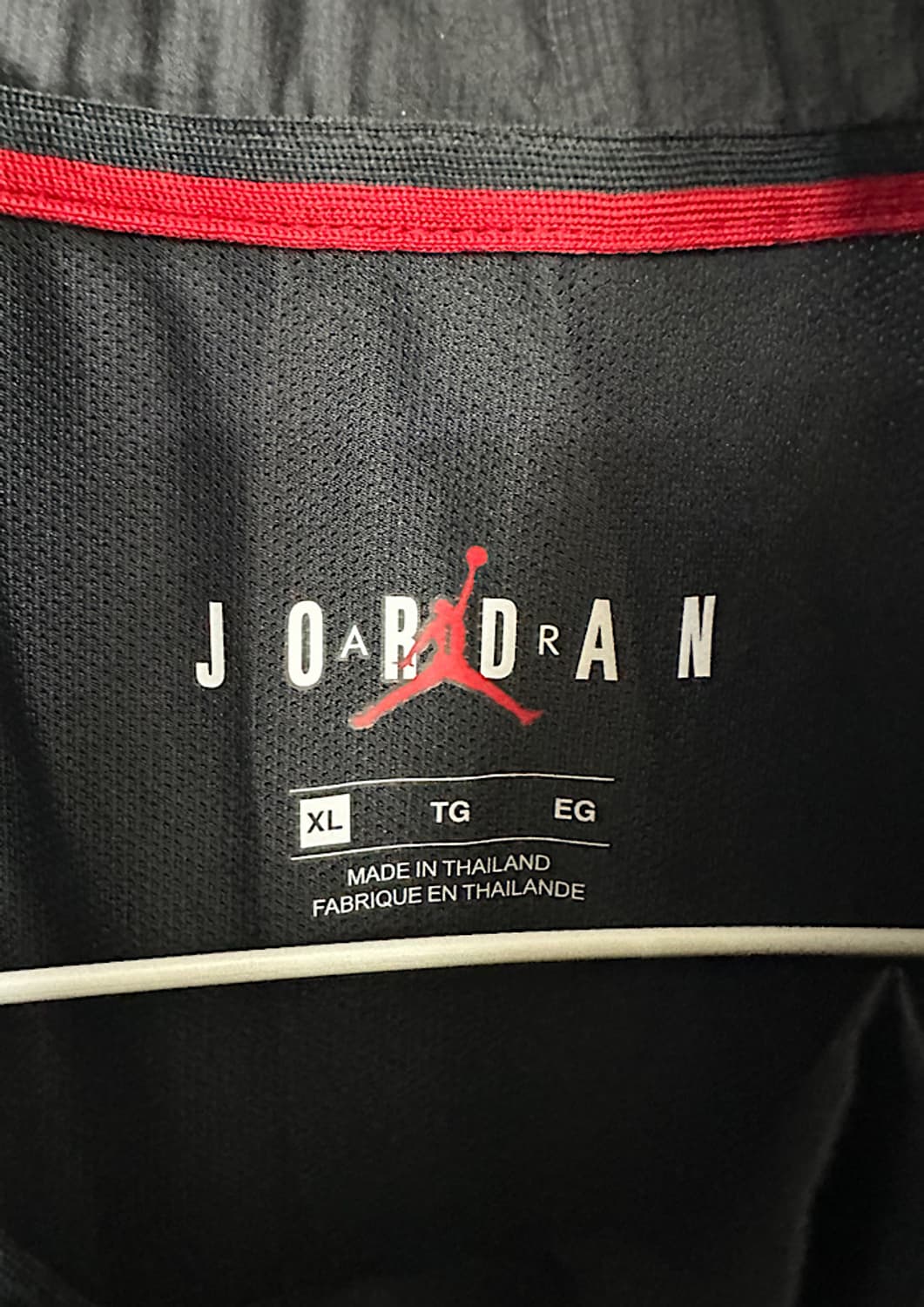 나이키 조던 반집업 바람막이 XL  상품이미지4