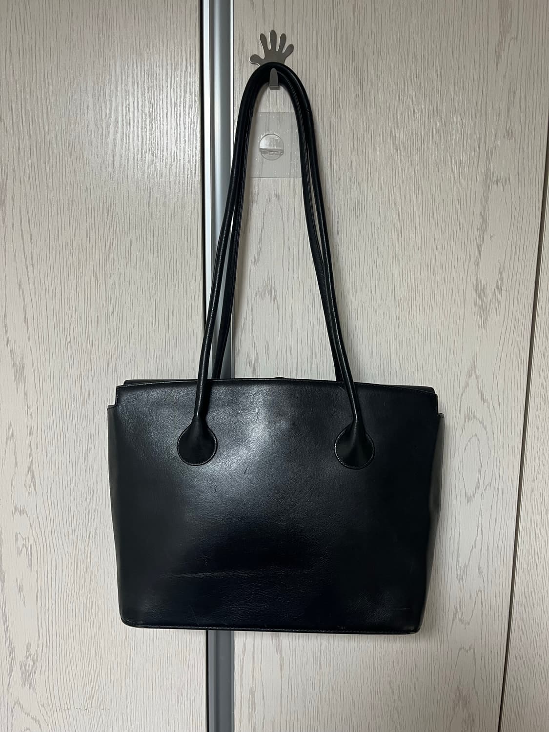 ISSEY MIYAKE 이세이미야케 레더 숄더백 블랙 상품이미지1