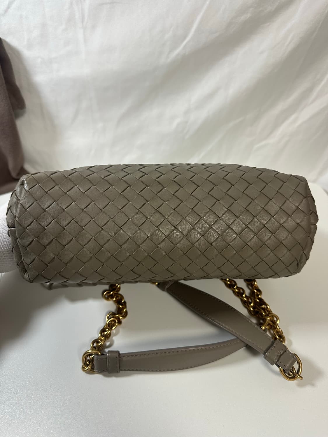 보테가베네타 올림피아백 라이트그레이 (OS) 상품이미지5