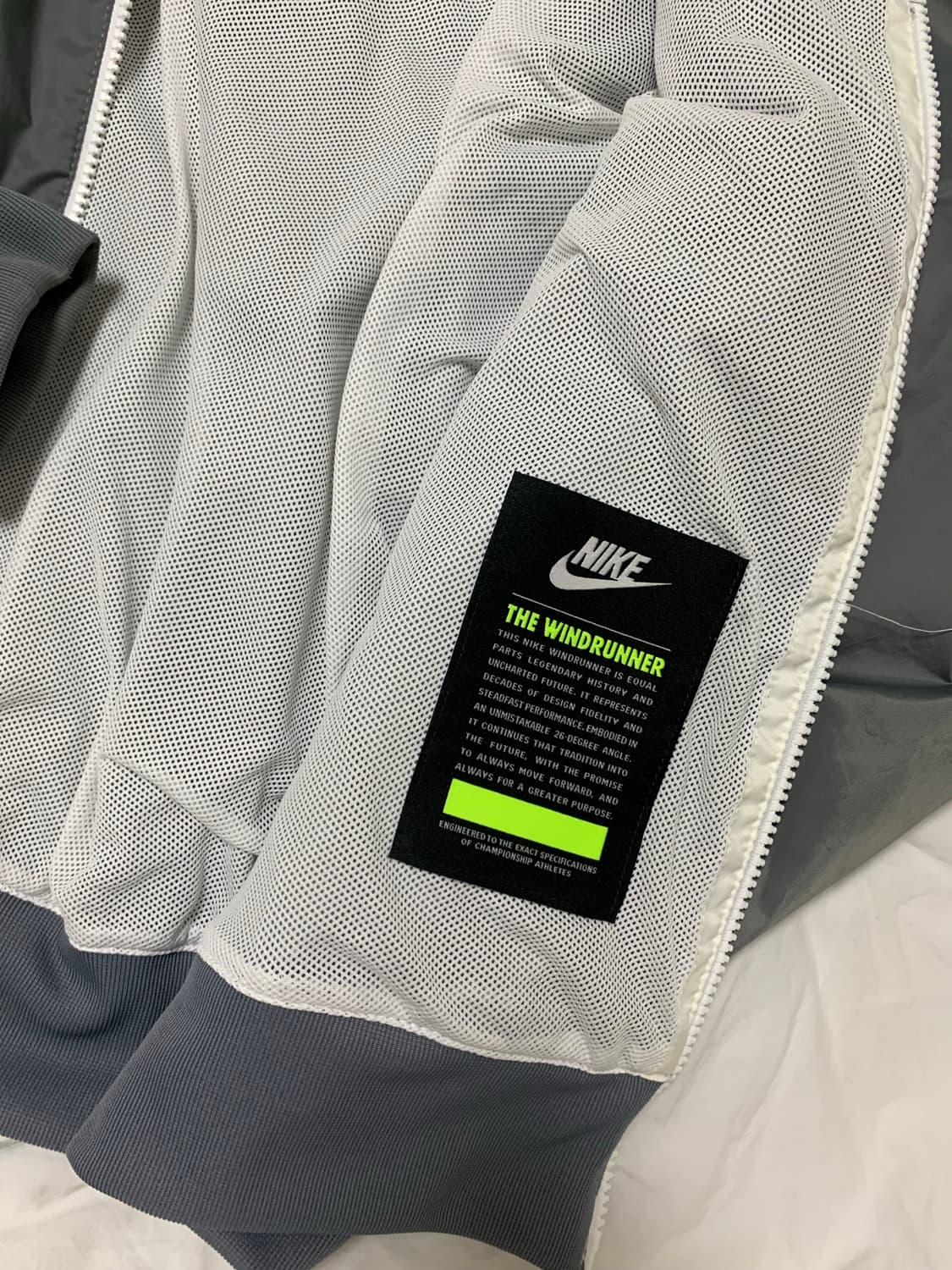 나이키 바람막이 상품이미지2